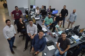 estúdio a grupo a hora